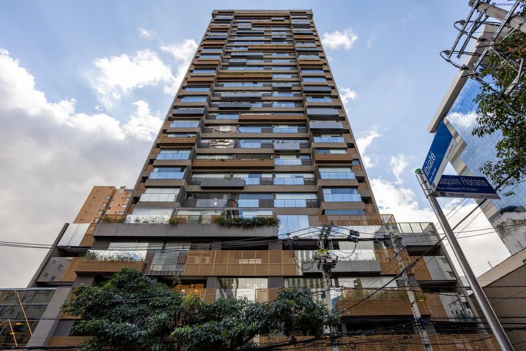 DSG ITAIM | Boutique | Gym & Piscina Skyline 180º
