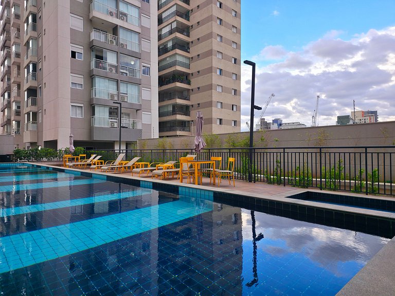 You Link Paulista | Piscina & Academia
