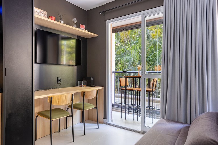 Studio Prisma Pinheiros | Varanda & Portaria 24hrs