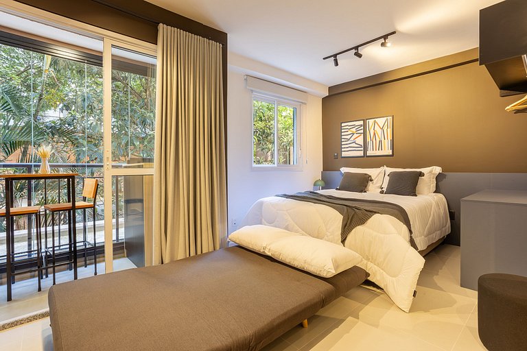 Studio Prisma Pinheiros | Varanda & Portaria 24hrs