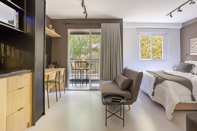 Studio Prisma Pinheiros | Varanda & Portaria 24hrs