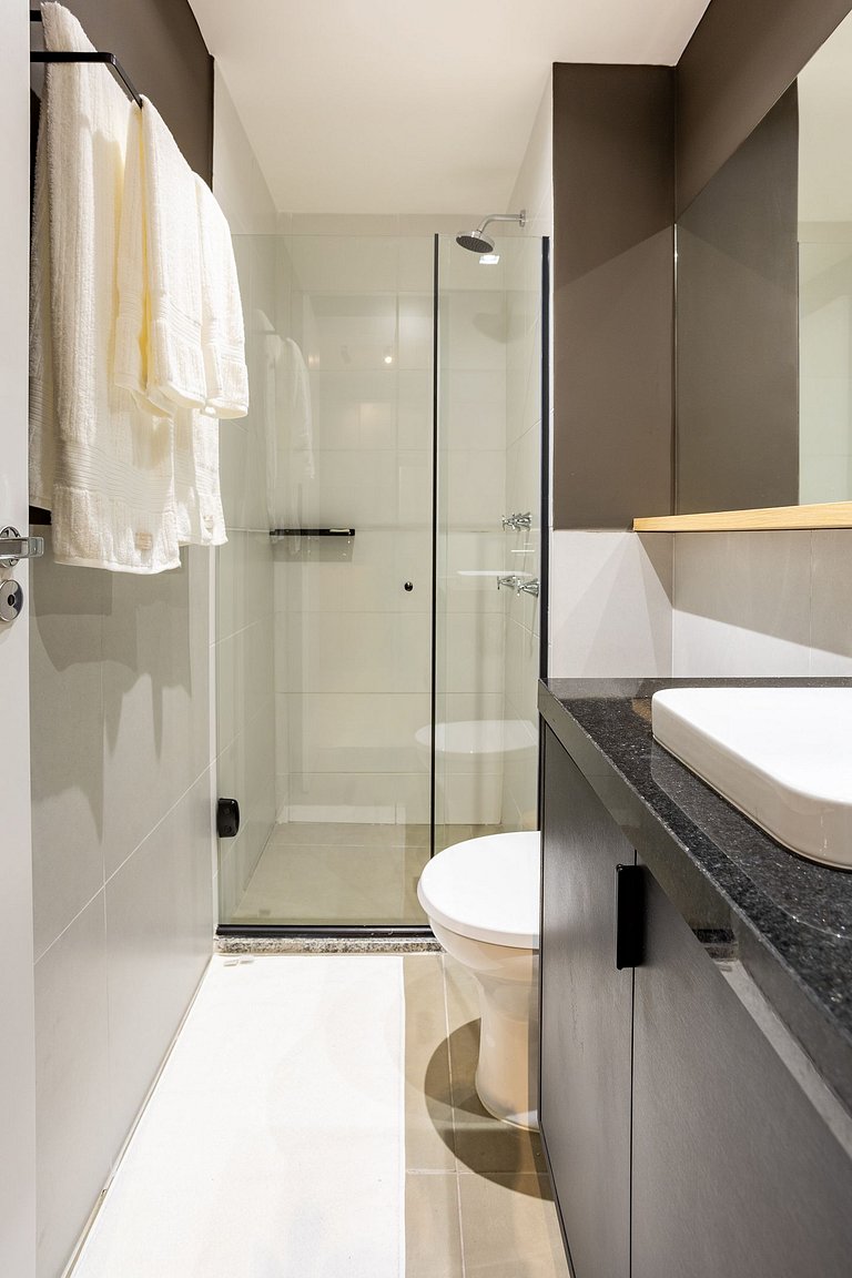 Studio Prisma Pinheiros | Varanda & Portaria 24hrs
