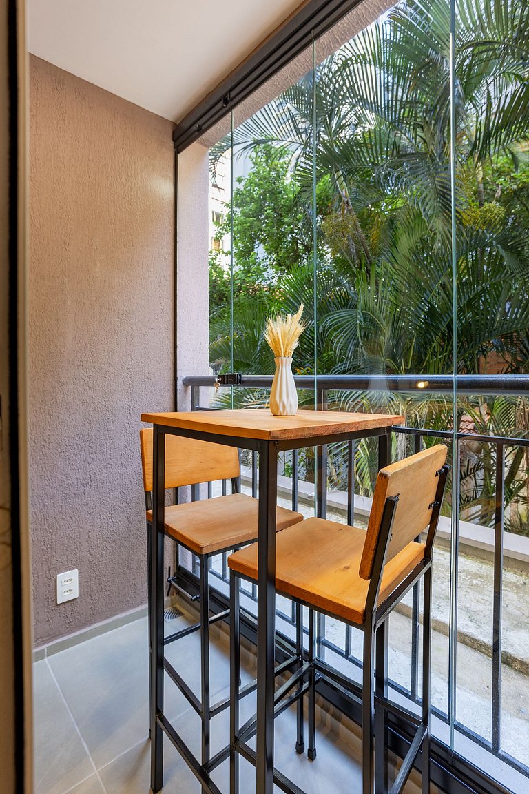 Studio Prisma Pinheiros | Varanda & Portaria 24hrs