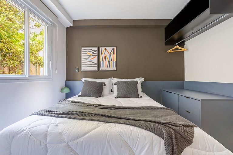 Studio Prisma Pinheiros | Varanda & Portaria 24hrs