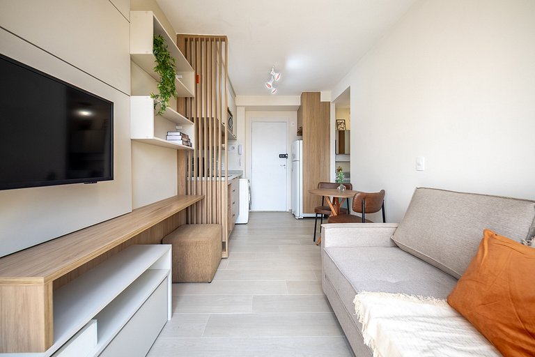 Apartamento Pinheiros | Varanda, Academia, Piscina