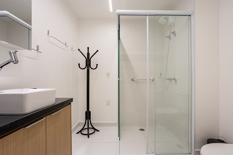Edge | Studio Moderno | Academia e Piscina Rooftop