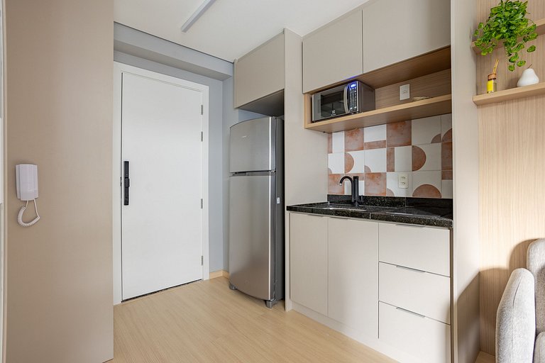 Edge | Studio Moderno | Academia e Piscina Rooftop