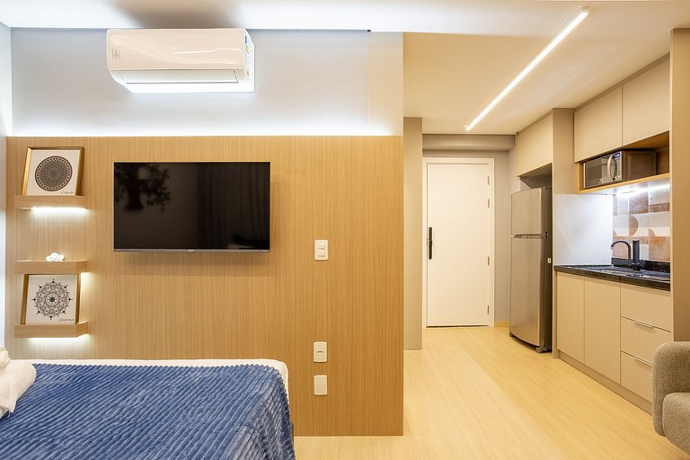 Edge | Studio Moderno | Academia e Piscina Rooftop