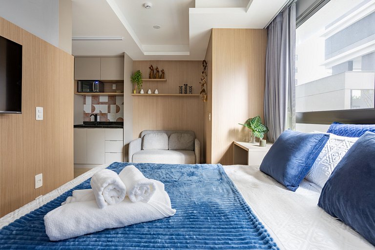 Edge | Studio Moderno | Academia e Piscina Rooftop