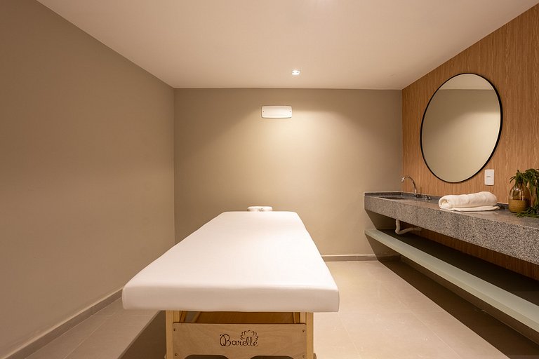 Sky Pinheiros | Gym, Pisicna & Coworking