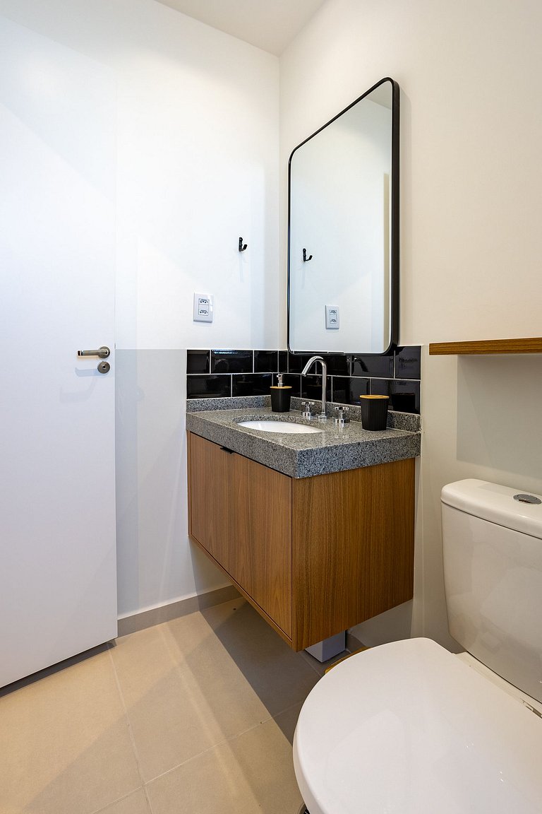 Sky Pinheiros | Gym, Pisicna & Coworking