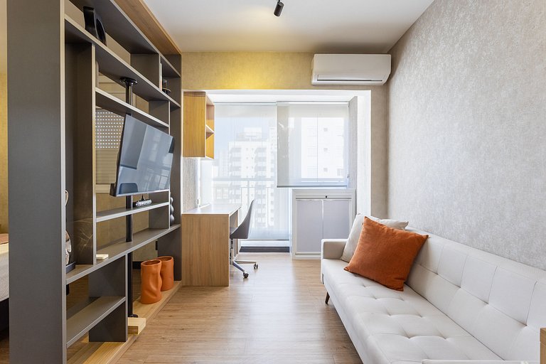 You Link Paulista | Piscina & Academia | Liberdade