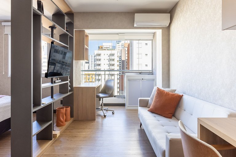 You Link Paulista | Piscina & Academia | Liberdade