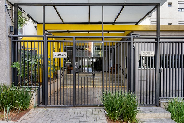 You Link Paulista | Piscina & Academia | Liberdade